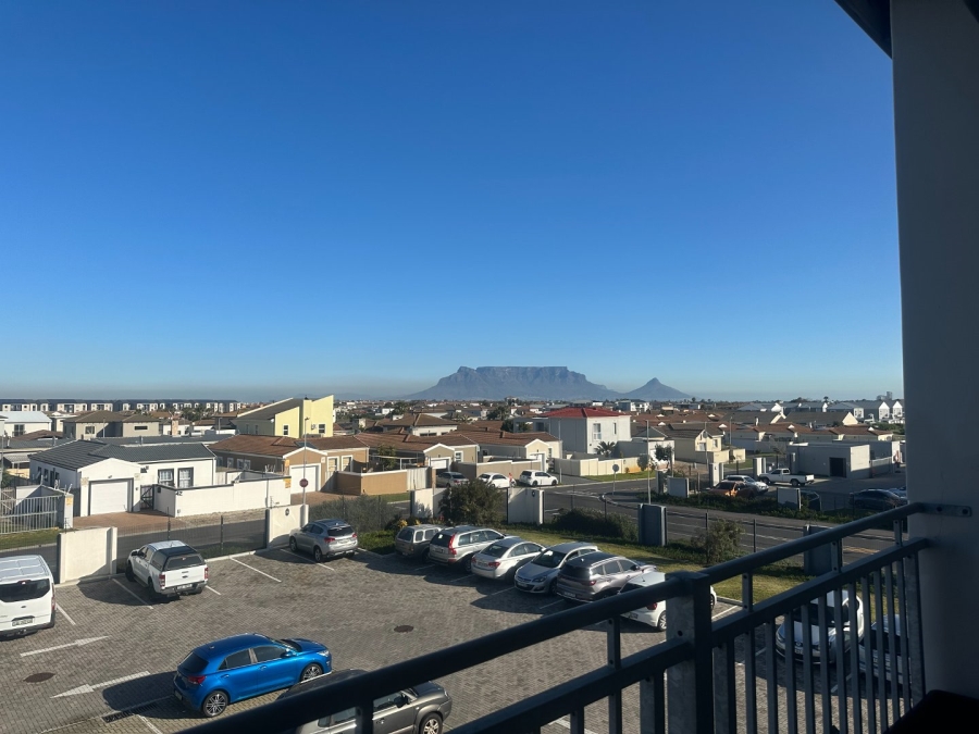 2 Bedroom Property for Sale in Parklands Western Cape